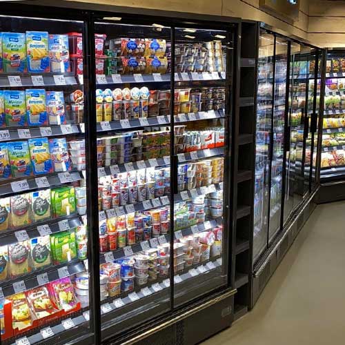 Refrigerated shelves